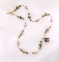 Floral Pearl Necklace