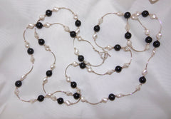 Black and White Pearl Tube Necklace